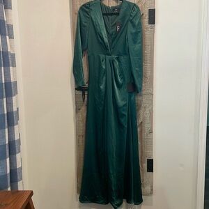 Lulus Endearing Elegance Emerald Green Satin Long Sleeve Maxi Dress NEW WITH TAG